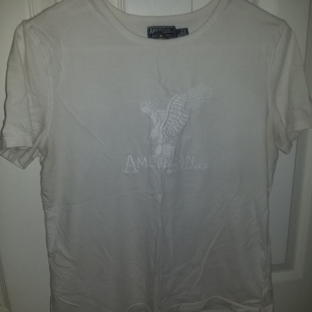 Cream American Living Medium Tshirt